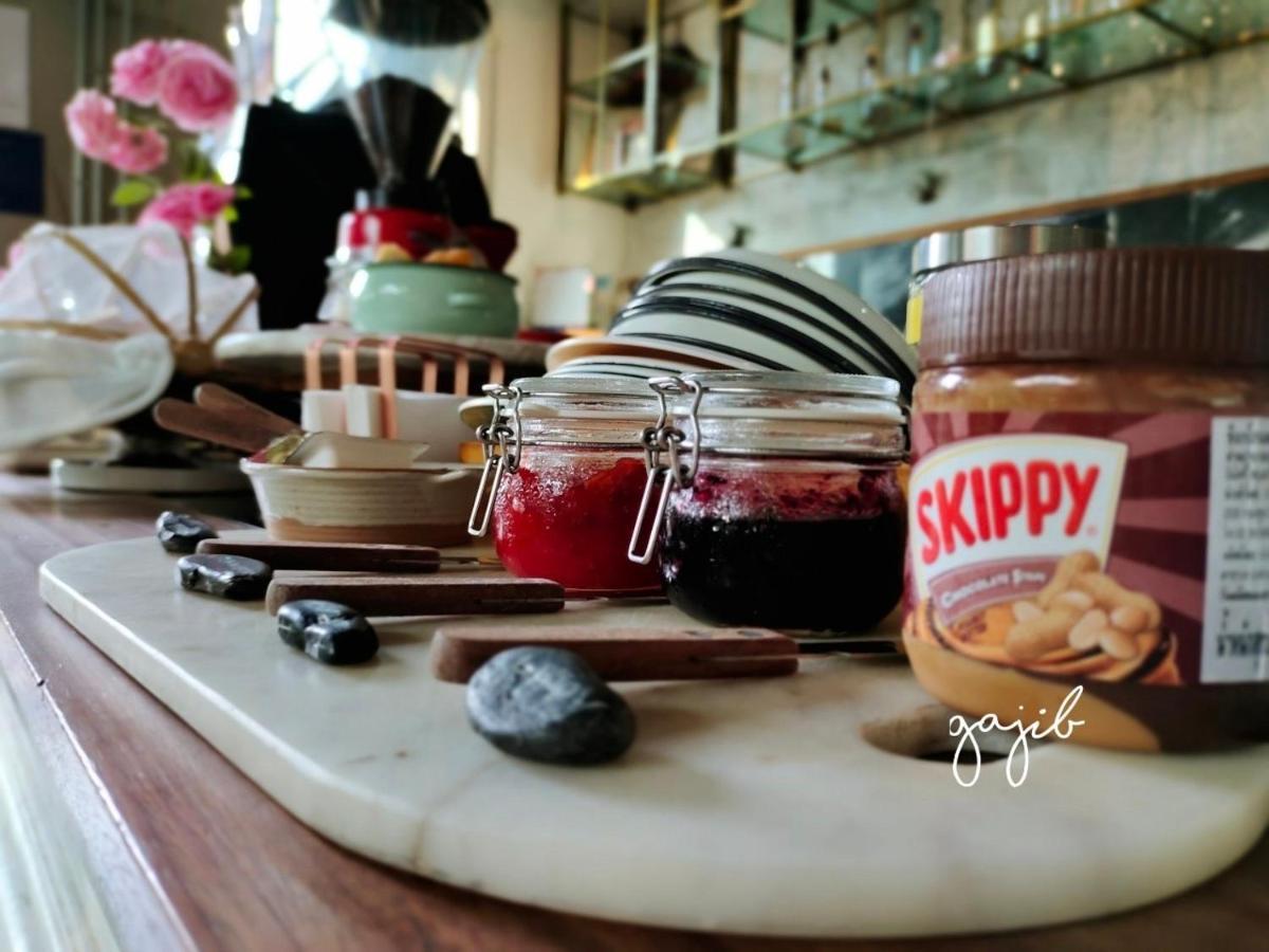Gajib Bed&Breakfast Amphawa Ngoại thất bức ảnh