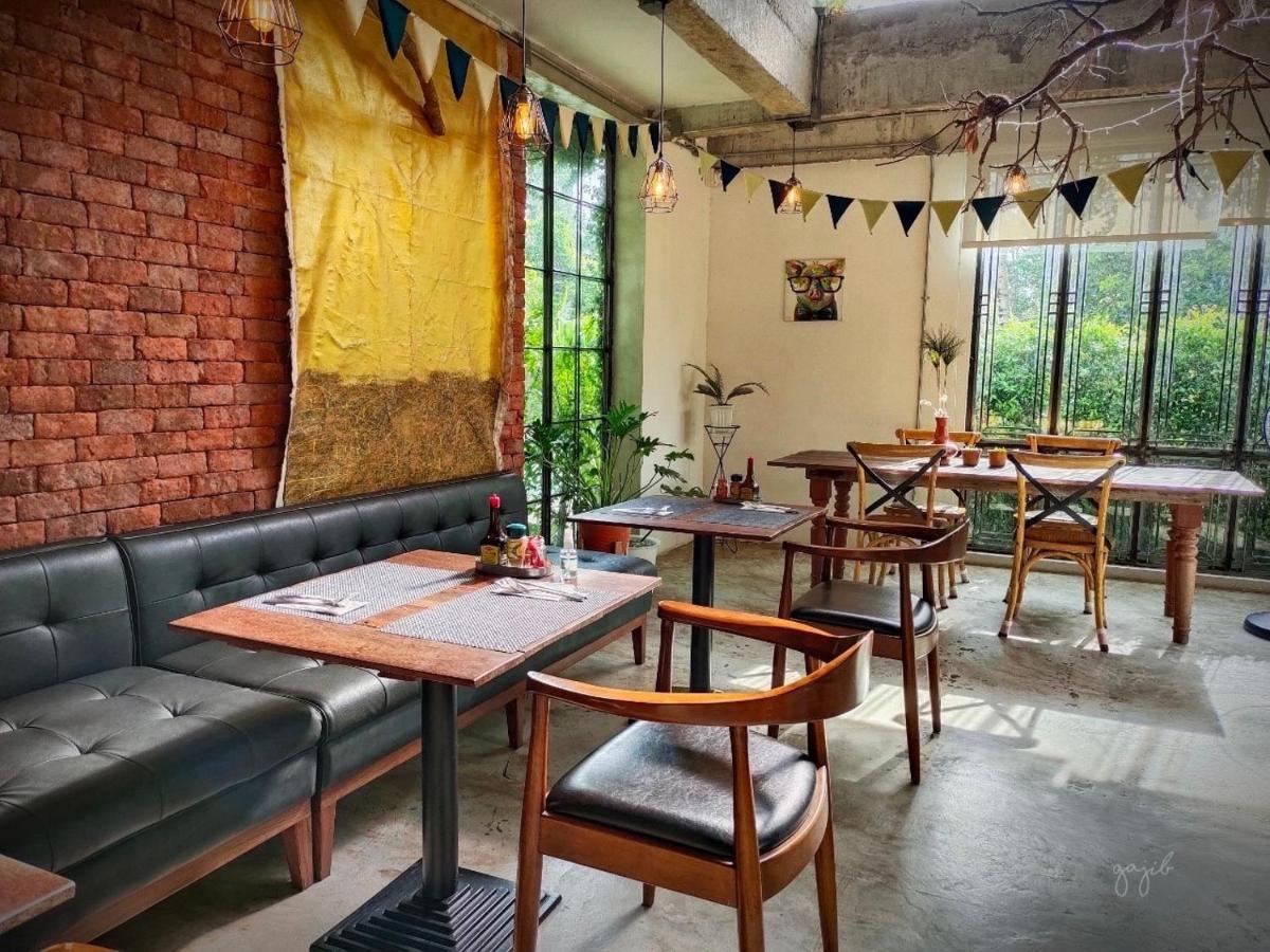Gajib Bed&Breakfast Amphawa Ngoại thất bức ảnh